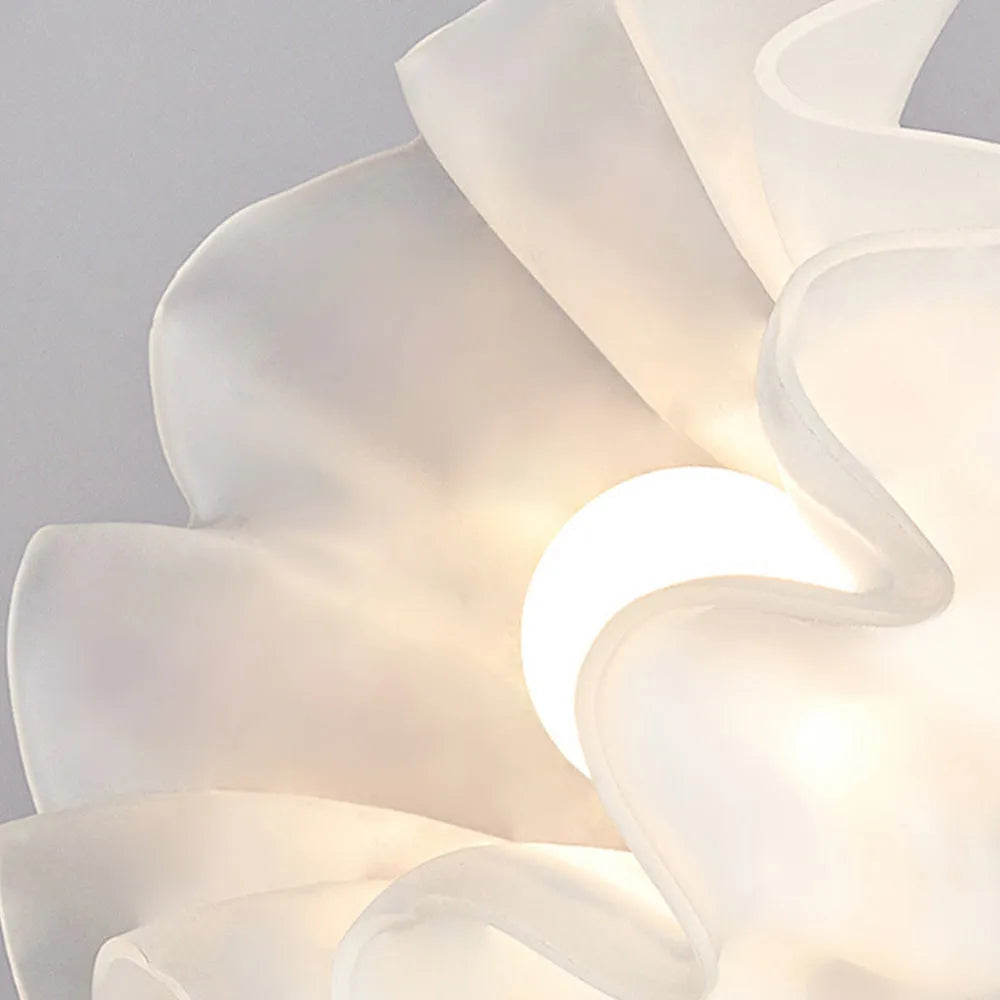 Tiffany-Style Floral Ceiling Light