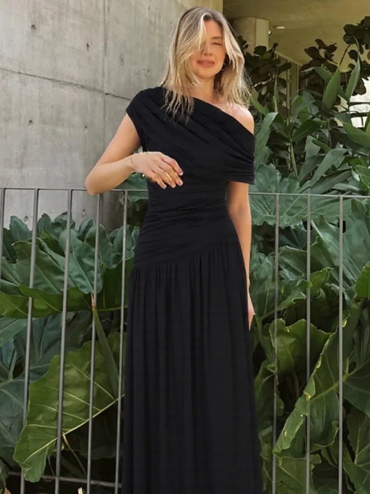Robe Asymétrique Froncée – Robe de Soirée Élégante