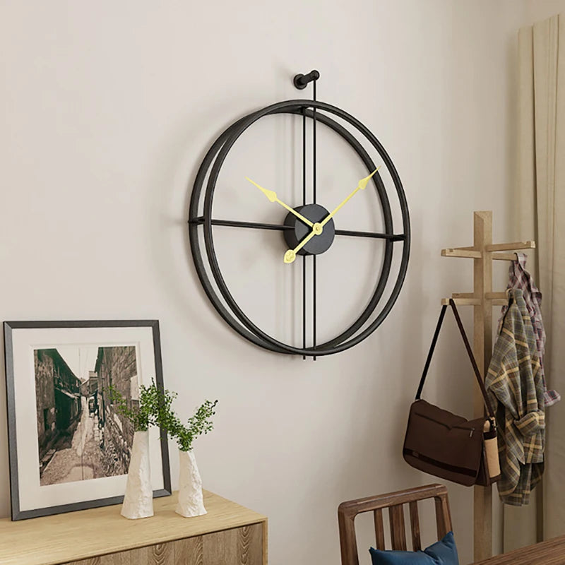 Reloj de pared de diseño para salón.