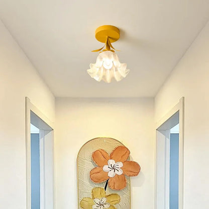 Tiffany-Style Floral Ceiling Light