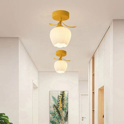 Tiffany-Style Floral Ceiling Light