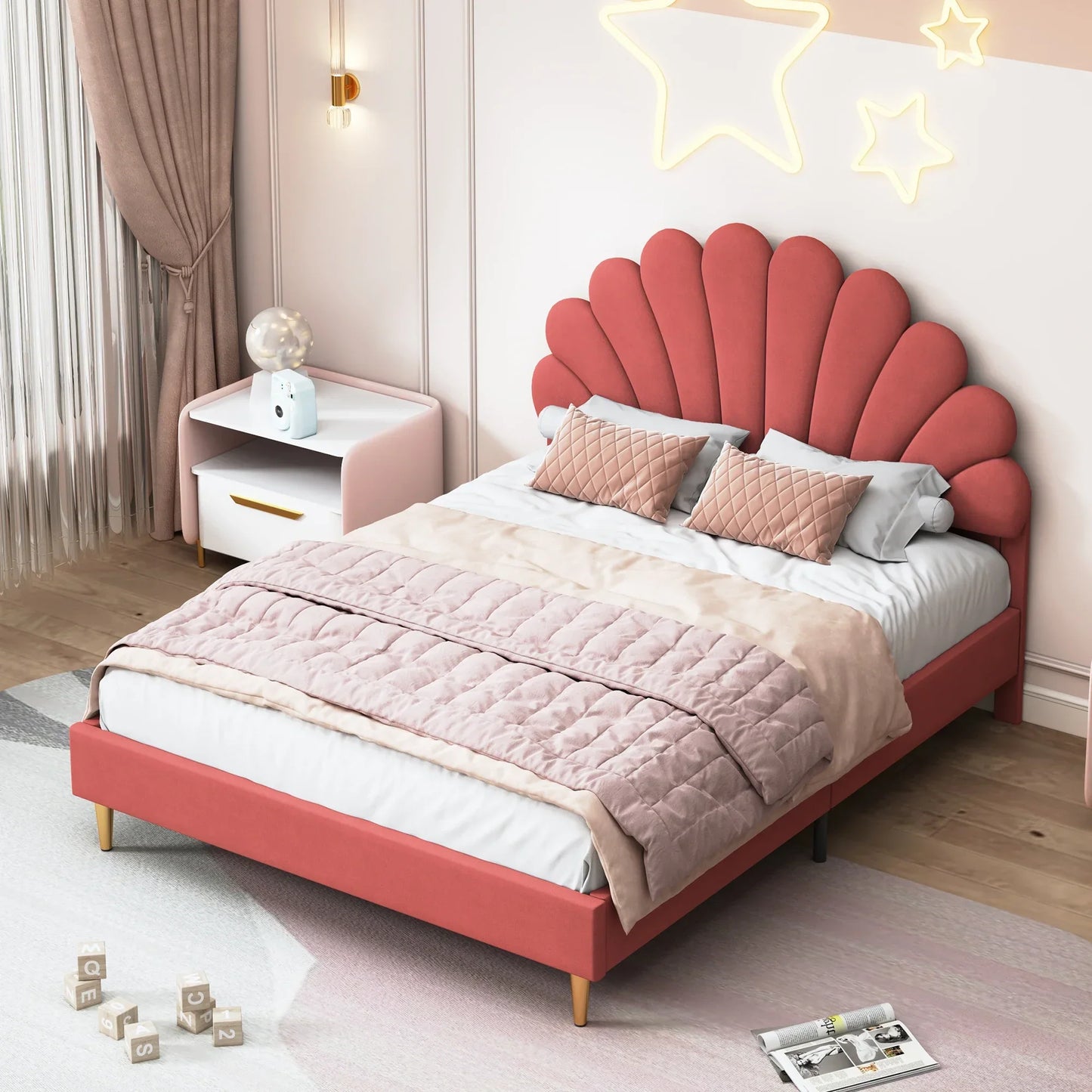 Shell Design Velvet Bed