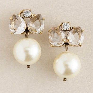 Boucles d’Oreilles Raffinées Vintage Ornées d’un Nœud Papillon et de Perles